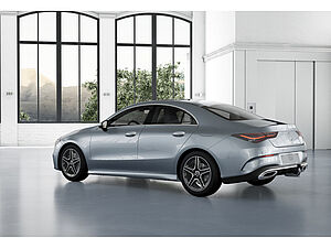 Mercedes-Benz CLA 220 d Coupé AMG Sport Edition 13 navigation