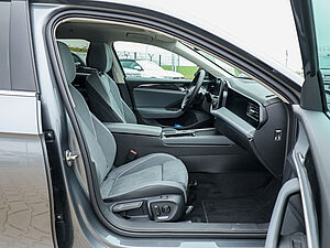 Volkswagen Passat Business 2.0 TDI DSG 2 navigation
