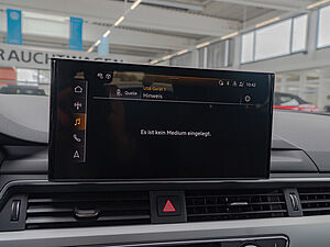Audi A4 Avant S line 35 TFSI S tronic 22 navigation