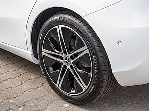 Mercedes-Benz A 180 Progressive Advanced 5 navigation