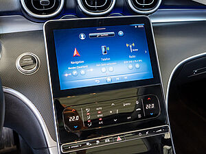 Mercedes-Benz C 300 e T Avantgarde 11 navigation