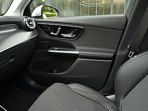 Mercedes-Benz GLC 300 e 4M Avantgarde Advanced Plus 14 navigation
