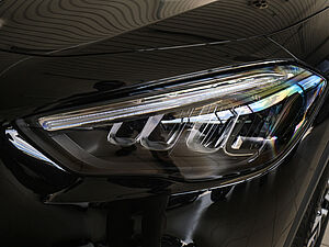 Mercedes-Benz GLA 180 Progressive Advanced 32 navigation
