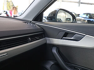 Audi A4 Avant advanced 40 TDI quattro S tronic 16 navigation