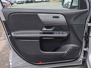 Mercedes-Benz GLA 200 d Progressive 30 navigation