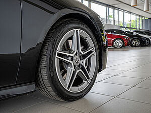 Mercedes-Benz CLA 200 SB AMG Sport Premium 5 navigation