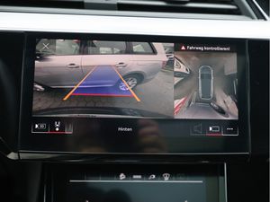 Audi e-tron S quattro 18 navigation