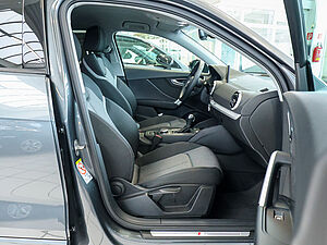 Audi Q2 35 TFSI S Line Black S Tronic 2 navigation