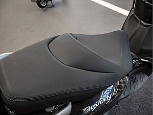 Piaggio Beverly 400 9 navigation