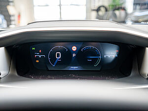 Peugeot 2008 GT HYBRID 145 e-DSC6 13 navigation