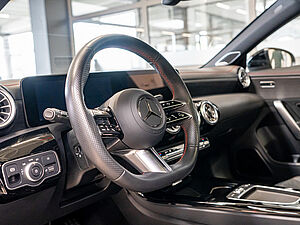 Mercedes-Benz CLA 250 SB 4M AMG Sport Premium 22 navigation