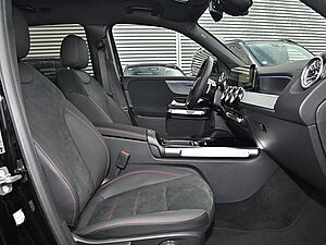 Mercedes-Benz GLB 200 d AMG 2 navigation