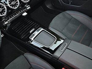 Mercedes-Benz A 200 Limo AMG Sport Advanced Plus 14 navigation