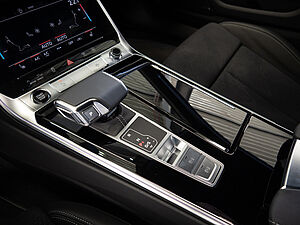 Audi A6 Avant S line 40 TDI S tronic 16 navigation