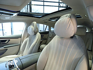 Mercedes-Benz EQS 580 4M AMG Line 33 navigation