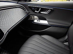 Mercedes-Benz E 220 d T AMG Line Advanced Plus 16 navigation