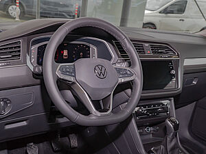 Volkswagen Tiguan Allspace Life 1,5 l TSI 110 kW 150 PS 6-Gang 13 navigation
