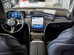 Mercedes-Benz C 300 e T Avantgarde Advanced Plus 8 navigation