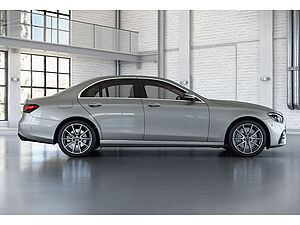 Mercedes-Benz E 300 e AMG Sport 5 navigation