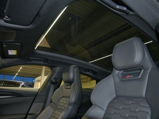 Audi e-tron RS GT Matrix Laser Sitzklima Sports.Pr 21