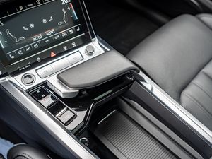 Audi e-tron 55 quattro 14 navigation