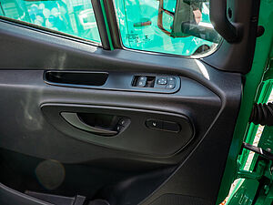 Mercedes-Benz Sprinter 316 CDI Doka Tiefrahmenpritsche Breit L3 19 navigation