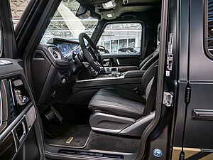 Mercedes-Benz G 63 AMG Grand Edition 12 navigation