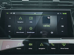Peugeot 308 GT HYBRID 136 e-DSC6 10 navigation
