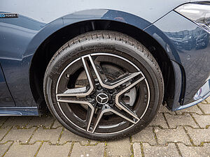 Mercedes-Benz CLA 250 e SB AMG 5 navigation