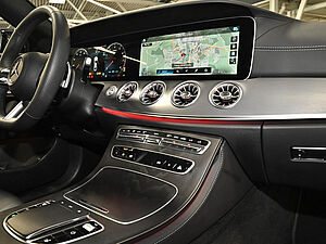 Mercedes-Benz E 450 4M Coupé AMG Line 9 navigation