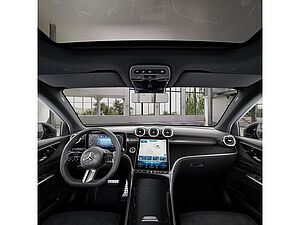 Mercedes-Benz GLC 200 d 4M AMG Line 13 navigation