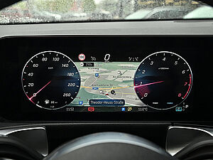 Mercedes-Benz GLB 180 Progressive Advanced Plus 16 navigation