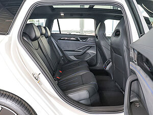 Volkswagen Passat R-Line 2.0 TDI 4M 4 navigation