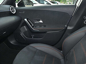 Mercedes-Benz A 200 Limo AMG Sport Advanced Plus 15 navigation
