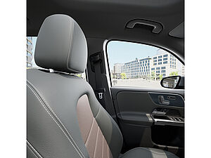 Mercedes-Benz EQB 350 4M ElectricArt Advanced Plus 15 navigation