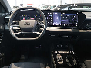 Audi Q6 e-tron Q6 SUV e-tron quattro 8 navigation
