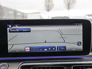 Mercedes-Benz V 300 d AVANTGARDE Extralang 11 navigation