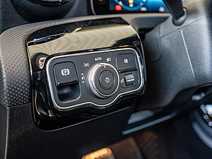Mercedes-Benz A 180 d AMG Sport 19 navigation