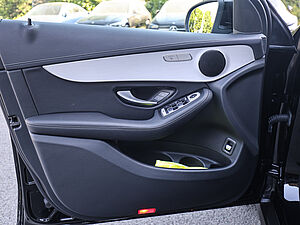 Mercedes-Benz GLC 300 de 4M 31 navigation
