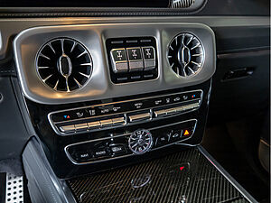 Mercedes-Benz G 63 AMG Drivers Performance 12 navigation