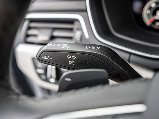  A4 Avant advanced 40 TDI Abstandstemp. Navi K 18