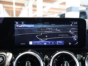 Mercedes-Benz GLB 250 4M Progressive 12 navigation
