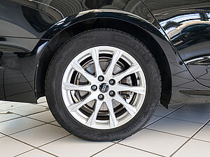 Audi A4 Avant advanced 40 TDI quattro S tronic 5 navigation