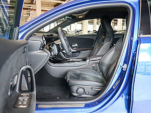 Mercedes-Benz A 220 4M AMG Sport Advanced Plus 9 navigation