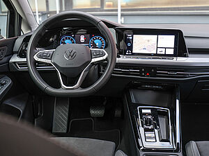 Volkswagen Golf VIII 1.5 e TSI Style DSG 10 navigation