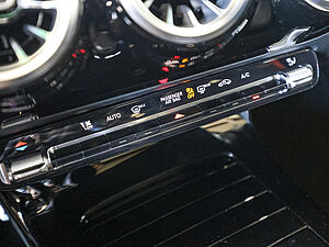 Mercedes-Benz CLA 35 AMG SB 4M Advanced Plus 14 navigation