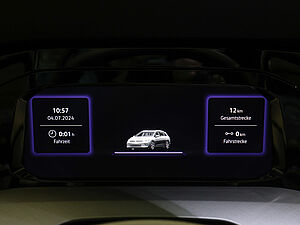 Volkswagen Golf VIII Variant 1.5 TSI Life 27 navigation