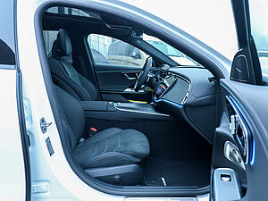 Mercedes-Benz E 220 d T AMG Sport 2 navigation