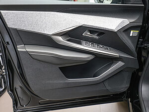 Peugeot 5008 Allure HYBRID 136 e-DSC6 32 navigation