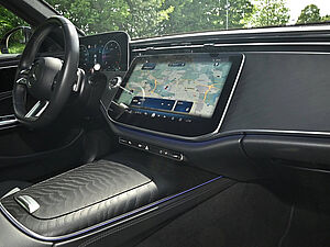 Mercedes-Benz E 220 d AMG Sport Advanced 9 navigation